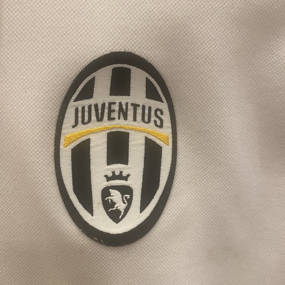 Adidas boys Juventus too - Picture 2 of 5